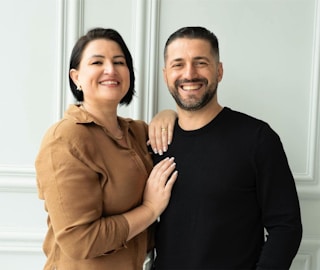 Representative client portrait for Sarah and Damian
